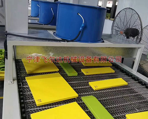 網(wǎng)帶提升機(jī)